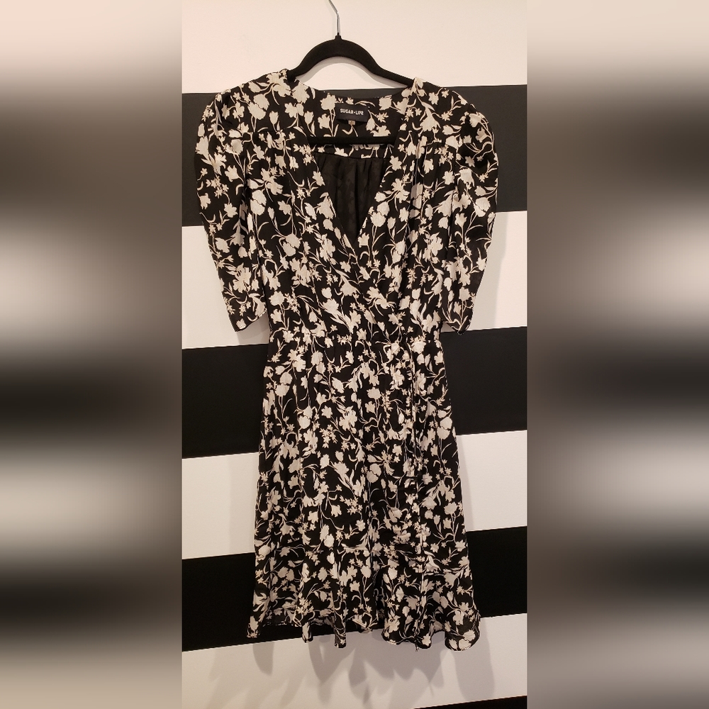 Flower ruffle dress